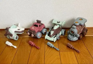 3coins 조립 완구 4체 세트