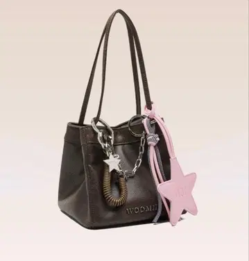 WOOMII 브라운 미니 숄더백