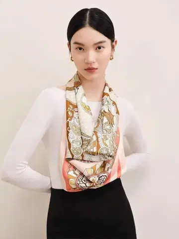 실크 100% 대형 스카프 88 x 88cm 여성용 고급 엘레강트 정품