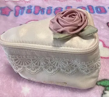 Maison de FLEUR 케이크형 파우치