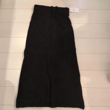 새상품 fifth 야나기바시 유이 콜라보 블랙 니트 롱 스커트 L 사이즈