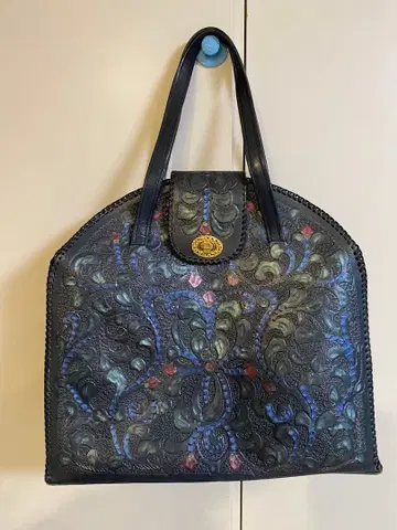 가죽제품 엠보싱 꽃무늬 가죽 핸드백