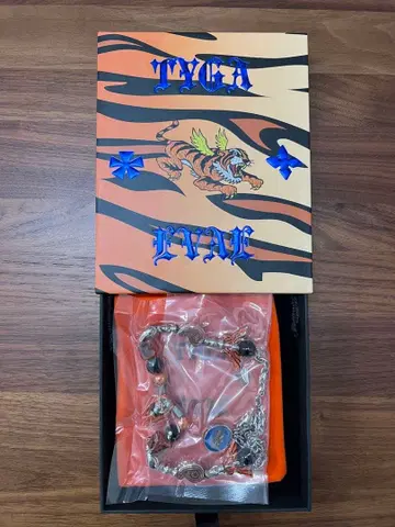 SALUTE x EVAE x TYGA 사루테 타이거 에버모브 목걸이