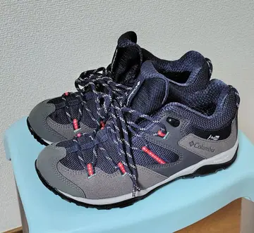 컬럼비아 트레킹 슈즈 23cm