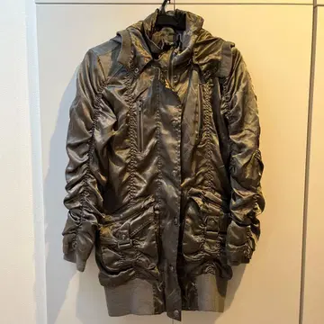 올리브 그린 후드 부착 자켓