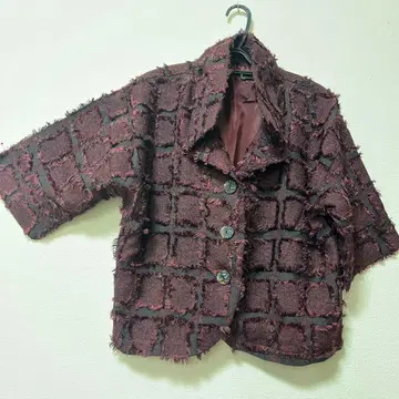 브라운 체크 무늬 프린지 블라우스