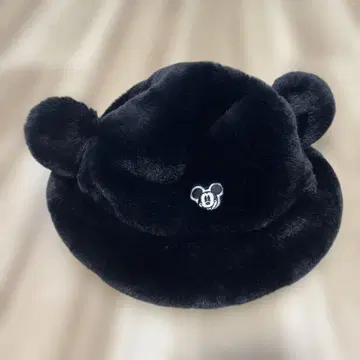 미키마우스 귀 달린 퍼 모자 블랙 1/2