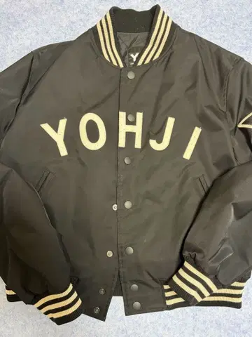 Y-3 블랙 바시티 자켓 S