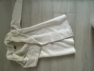 화이트 오픈 프론트 가디건