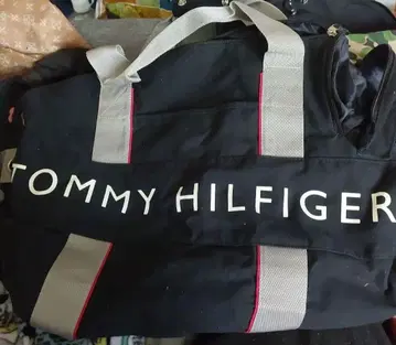 TOMMY HILFIGER 보스턴 백 블랙
