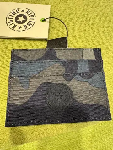 키플링 카모 패턴 카드 케이스