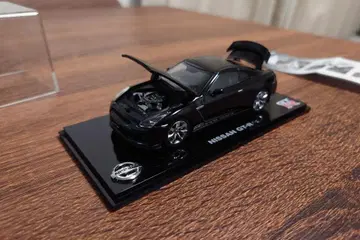 닛산 GT-R (R35) 블랙 미니카