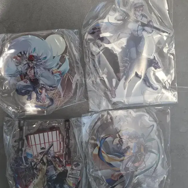 로오다 아크릴 스탠드 팝니다