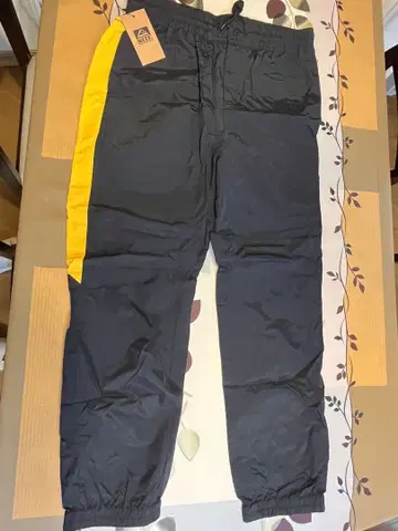 REEF 워크 팬츠 블랙/옐로우 컬러 택 포함 새상품