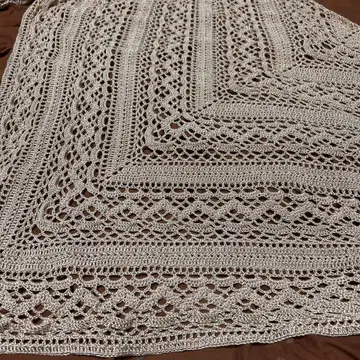 실크 100% 삼각형 숄 손뜨개질 밀크티 베이지