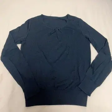 블랙 비즈 장식 긴팔 니트 긴팔 상의