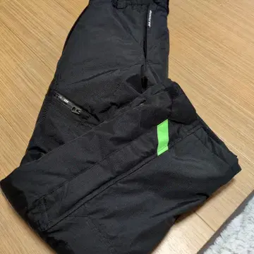 BURTLE 블랙 워크 팬츠