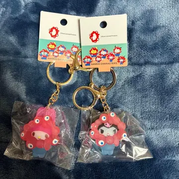 산리오 x 미야쿠미야쿠 키리 입체 마스코트 클리어 마이멜로디 & 쿠로미