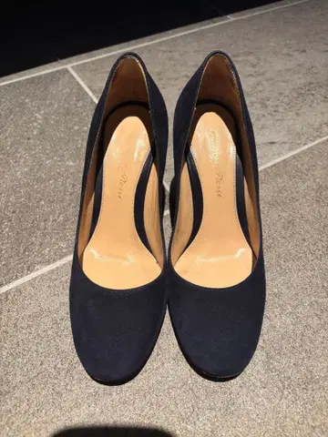 Gianvito Rossi 네이비 스웨이드 웨지힐 펌프스