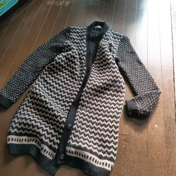 지그재그 패턴 니트 가디건