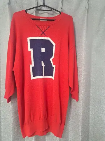 레드 R 로고 오버 사이즈 7부 소매 상의