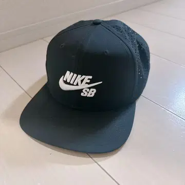 NIKE SB 블랙 캡 메쉬