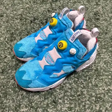 도라에몽 x 아토모스 x 리복 인스타펌프 퓨리 26cm