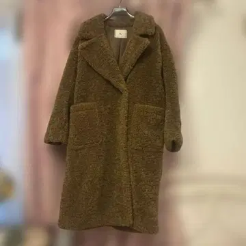 (새상품급) 베어 롱 코트