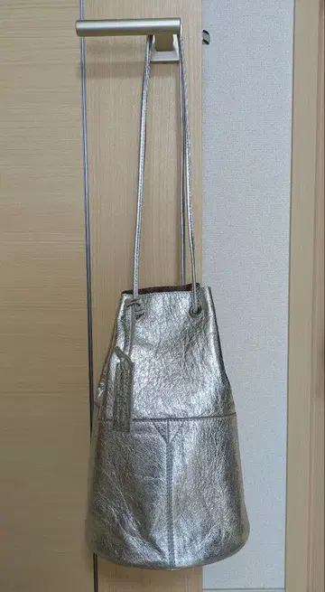 마르코 마지 실버 복조리 백 가죽 천연 가죽