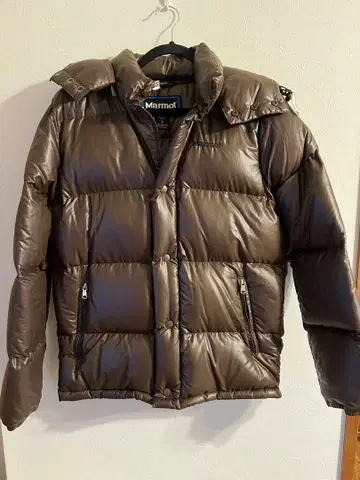 Marmot 브라운 다운 자켓 M 사이즈 클리닝 완료