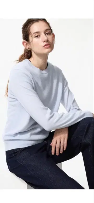 라이트 블루 니트 긴팔 스웨터