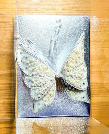 머리 장식 헤어 액세서리 헤어콤 나비 성인식 일본 의류 양장 반짝이 비쥬