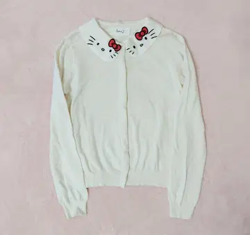 Nina mew 나뮤우 헬로키티 가디건 산리오 상의