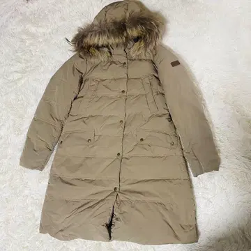 에이글 다운 코트 베이지 A라인 퍼 M 다운90% 롱