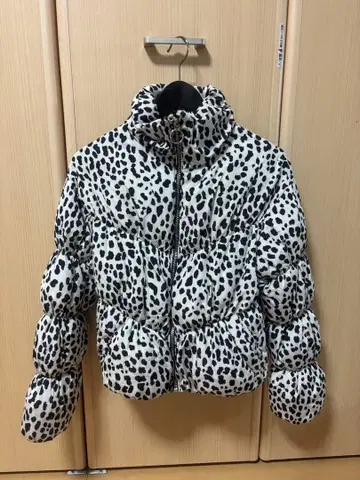 Bershka 레오파드 충전솜 다운 자켓