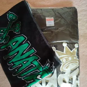 아나타시아 T셔츠