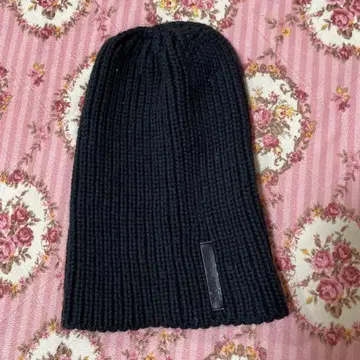 EMPORIO ARMANI 블랙 니트 모자 L 사이즈