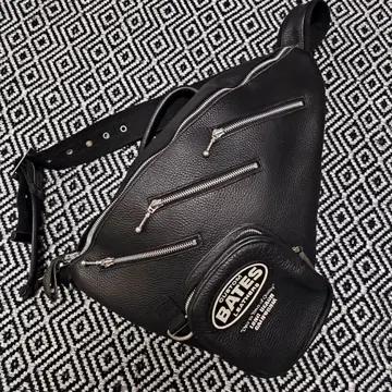 새상품급 베이츠 가죽 천연 가죽 원숄더백 블랙