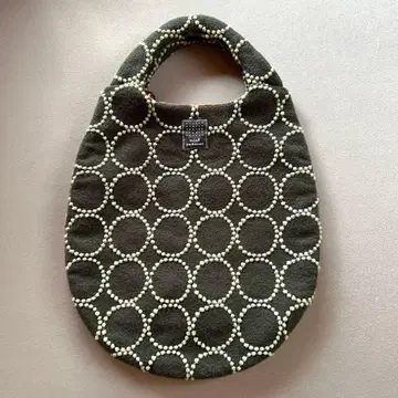 mina perhonen 미나 페르호넨 에그백