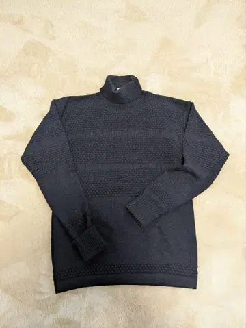 S.N.S. Herning 터틀넥 스웨터