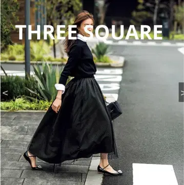 [THREE SQUARE 스리 스퀘어] 리버서블 도트 스커트 새상품급
