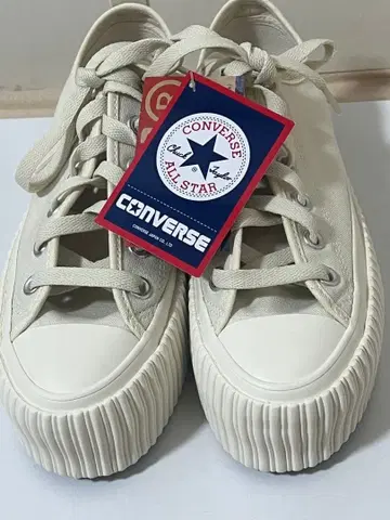 CONVERSE ALL STAR 화이트 스니커즈 새상품