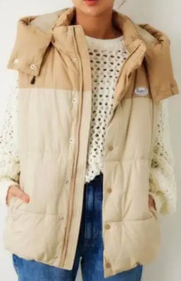 블로킹 후드 로고 베스트