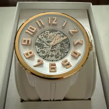 Tondonce 스켈레톤 화이트 시계