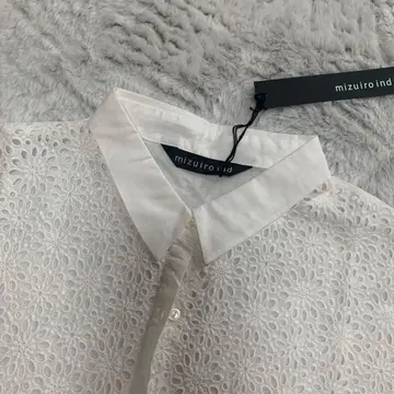 미즈이로 인드 택 포함 컷워크 셔츠 루즈핏 화이트