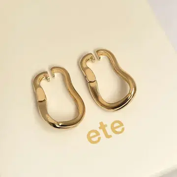 극미품 ete 에테 하그 귀찌 골드 실버925