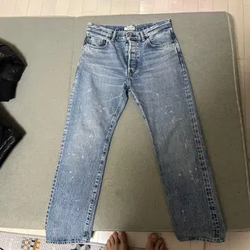 론 헤르만 빨간색 귀 블리치 데님