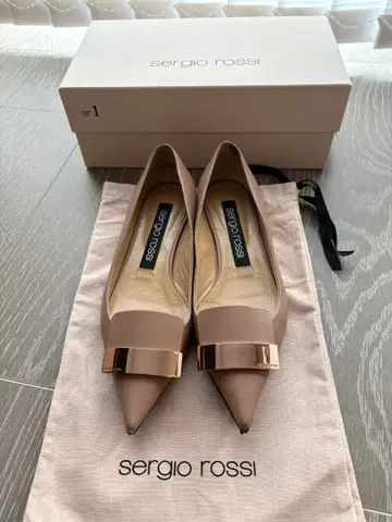 세르지오 로시 스틸레토 플랫슈즈