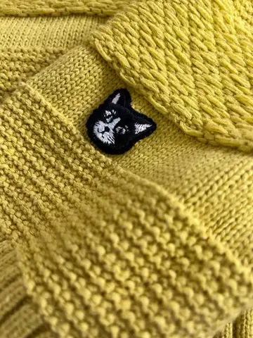 케이타 마루야마 옐로우 컬러 스웨터 고양이