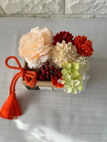 화려한 조화 머리 장식